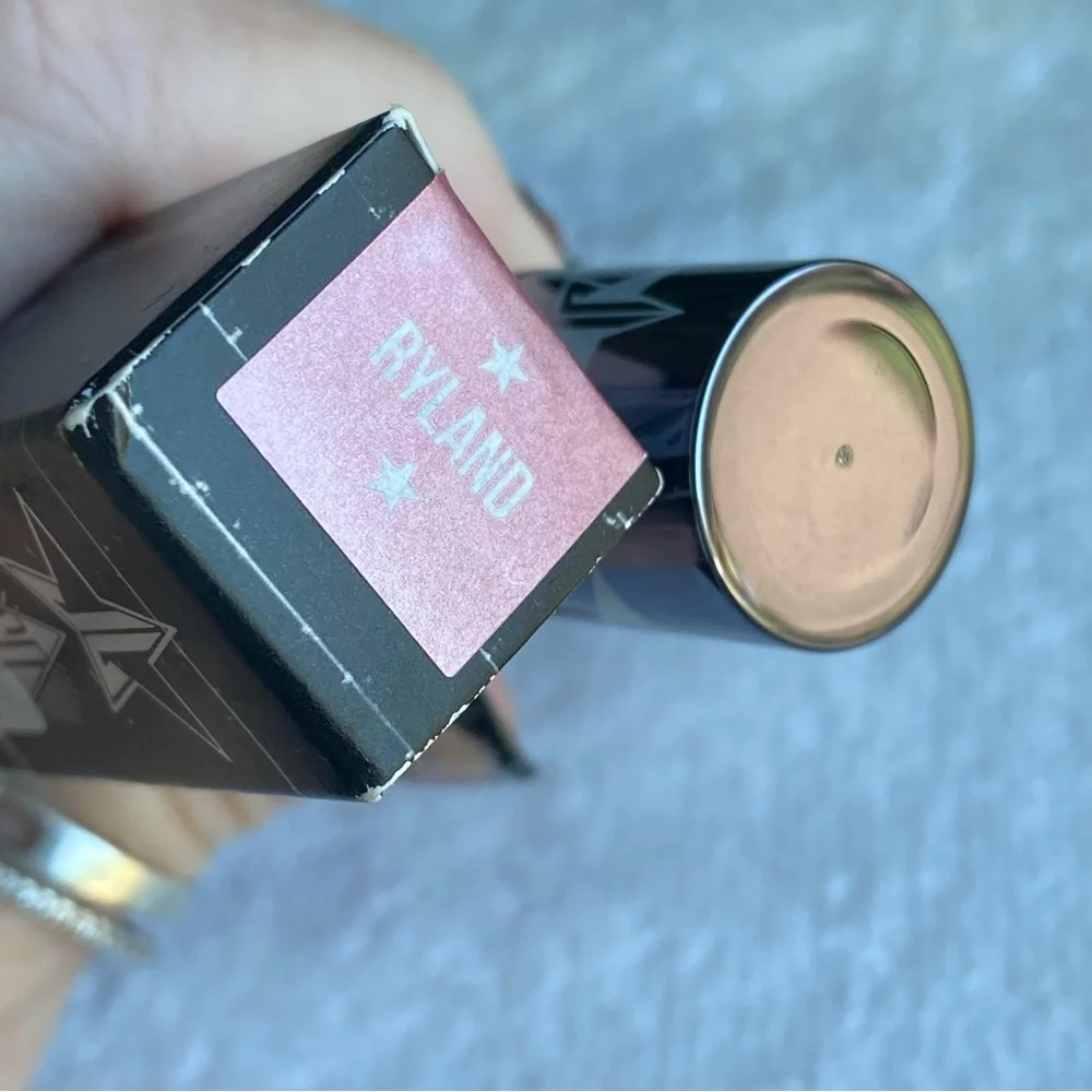 Jeffree Star RYLAND Velour Liquid Lipstick in a shimmering Pink shine new in box